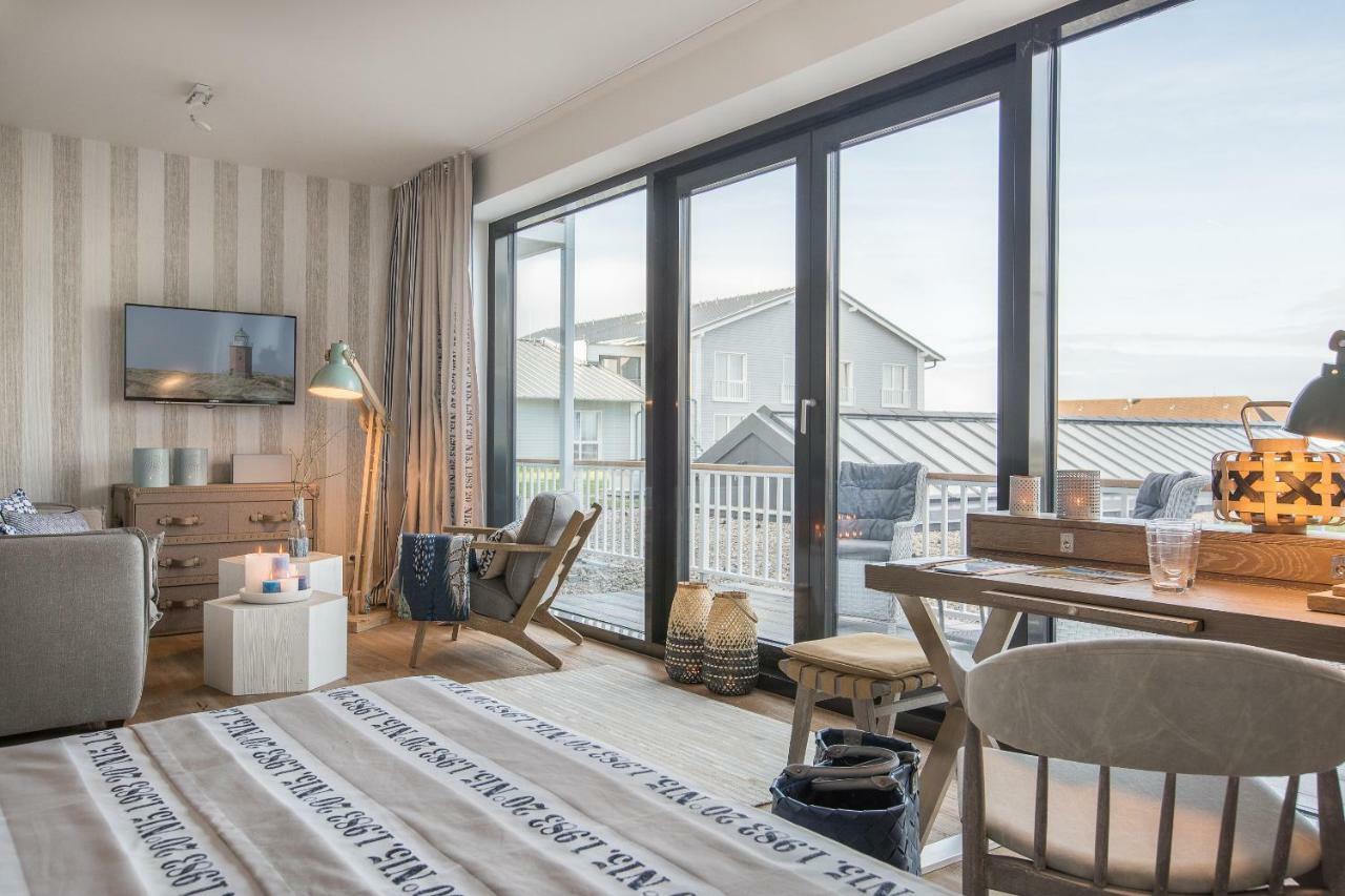 Easy Living Hotel Лист Екстериор снимка